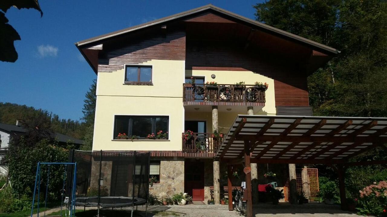 Appartment Bezenica Dobrova Extérieur photo